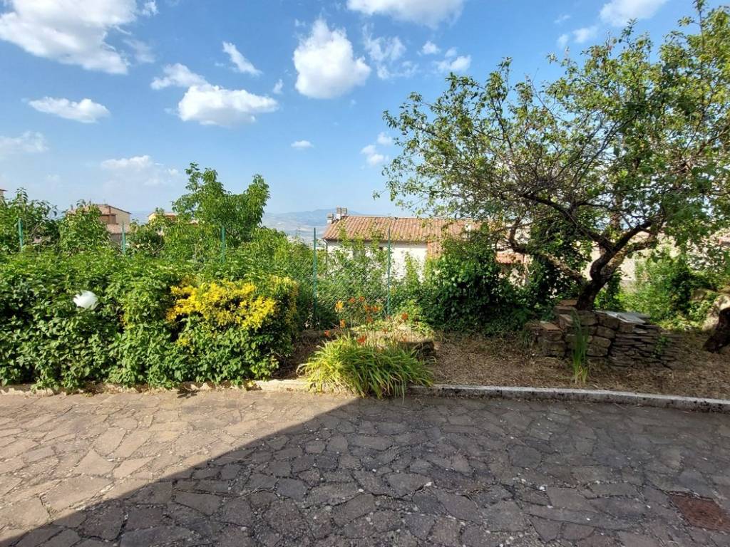 Villa a Castell'azzara in Via Francesco Petrarca - Foto 3