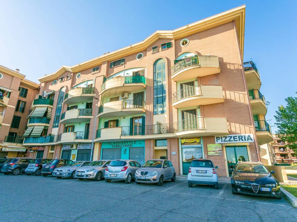 Appartamento a Guidonia montecelio in Largo Cornelia, 16 - Foto 4