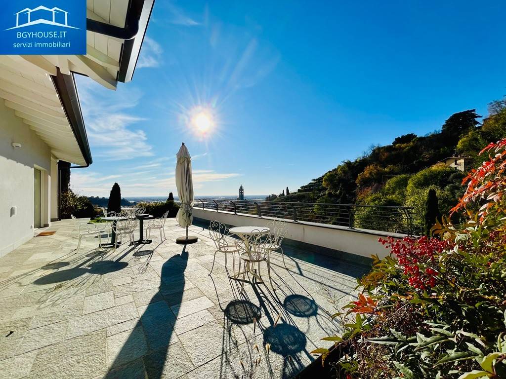 Villa a Carobbio degli angeli in Via Sgaruga - Foto 2