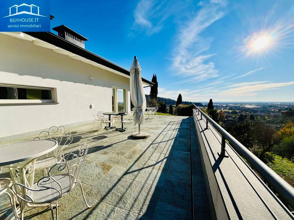 Villa a Carobbio degli angeli in Via Sgaruga - Foto 4