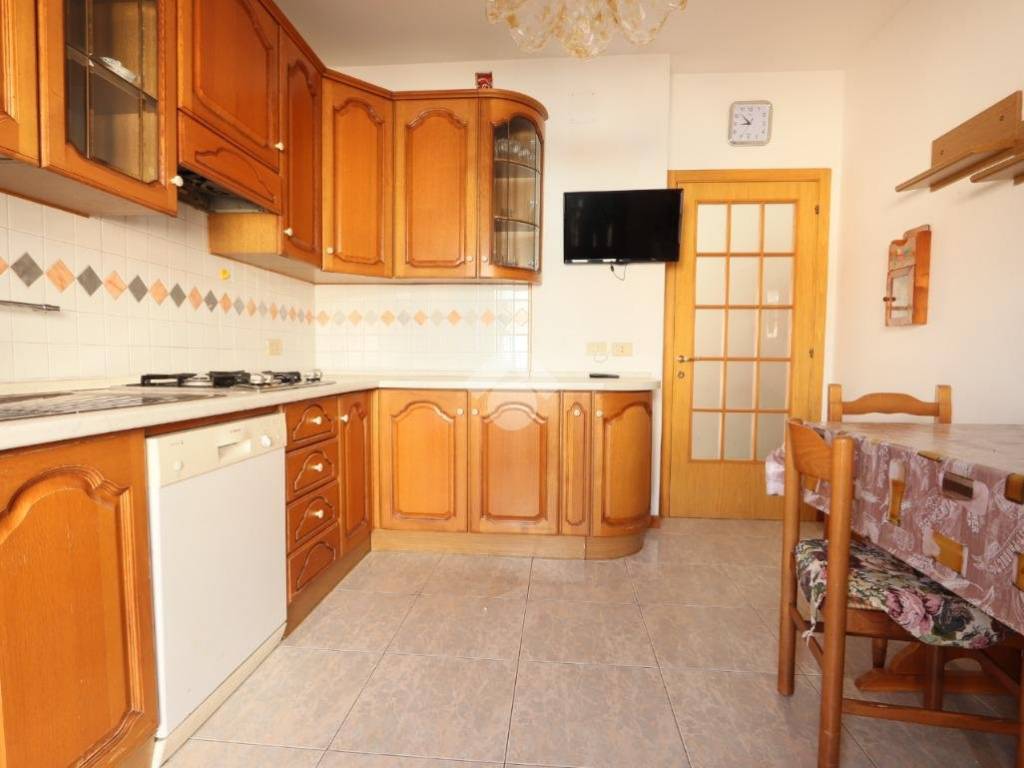 Appartamento a Alba adriatica in Via Duca degli Abruzzi, 37 - Foto 3