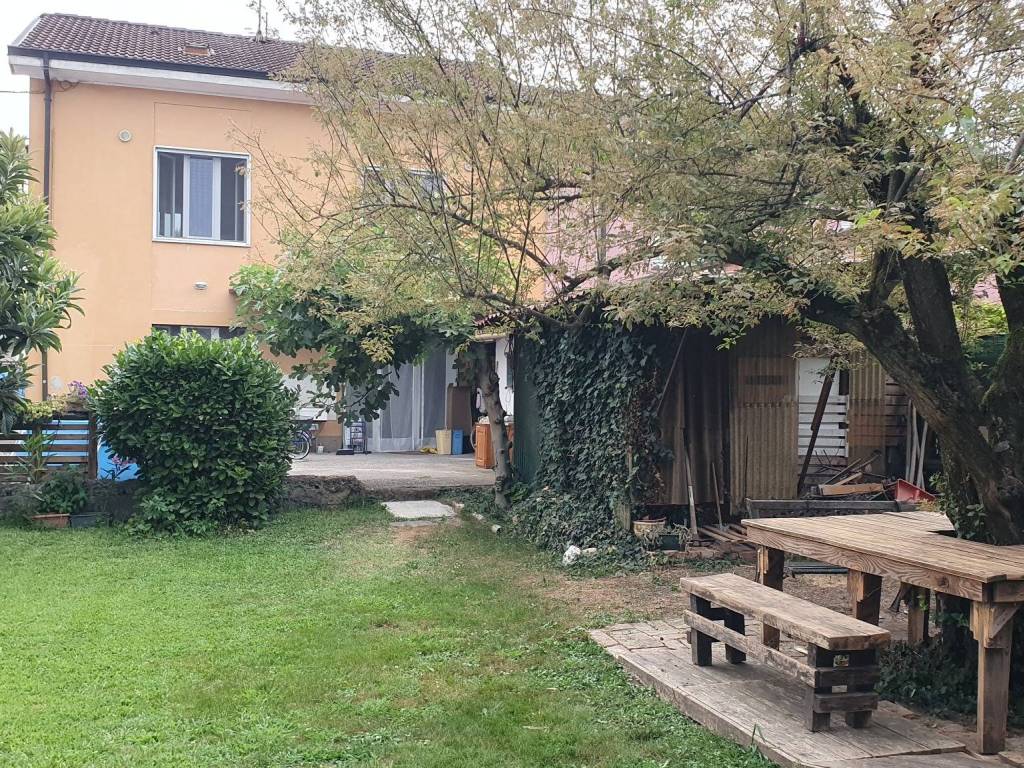 Villa a Lodi in Via Carlo Mancini - Foto 2