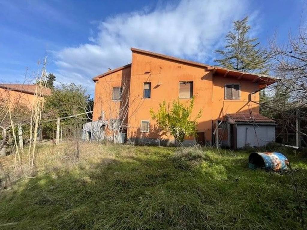 Villa a Bisenti in Via Roma No Number - Foto 4