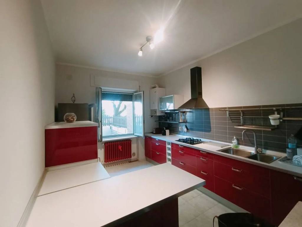 Appartamento a Penne in Via Colleromano, 7 - Foto 4