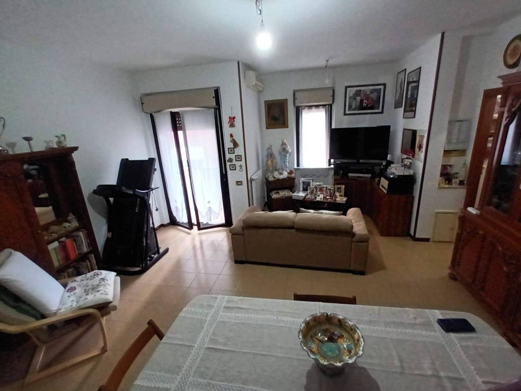 Appartamento a Marino in Via Vincenzo Bellini - Foto 4