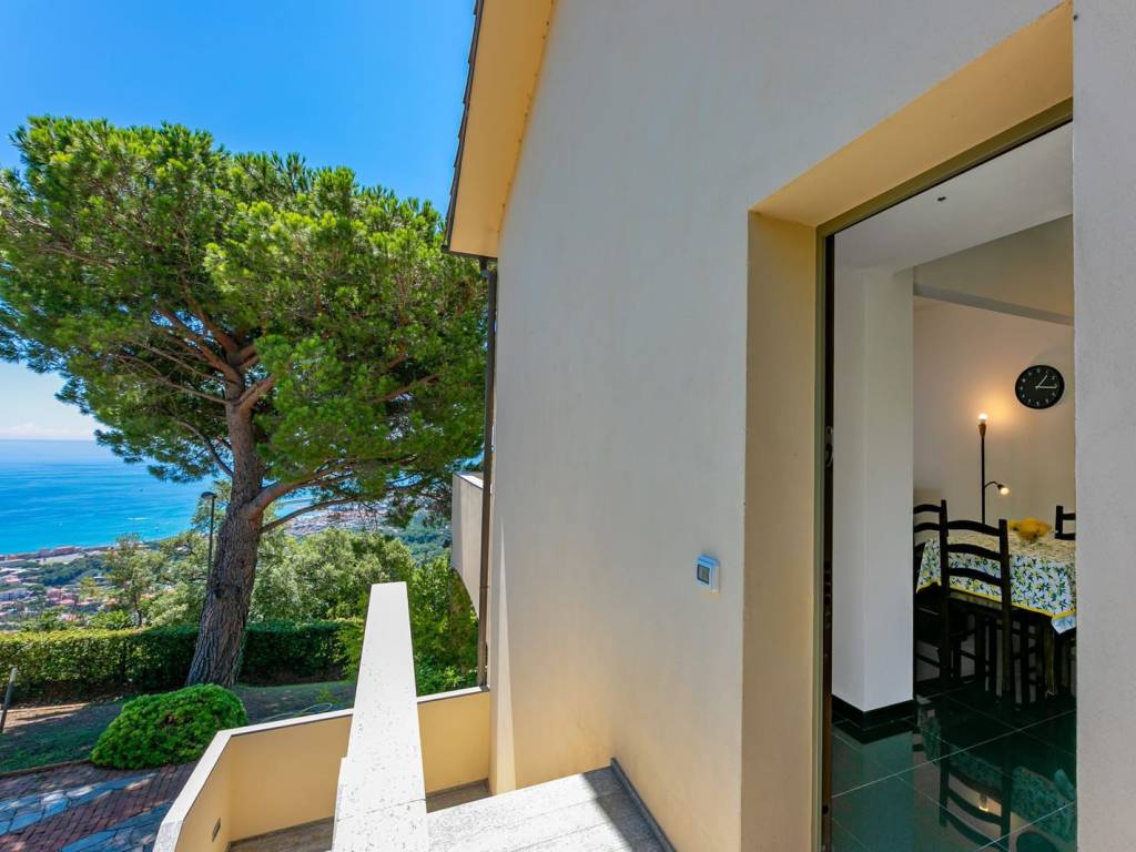 Villa a Pietra ligure in Via alla Cappelletta, 23 - Foto 3