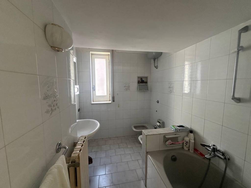 Appartamento a Bisceglie in Via Pozzo Marrone - Foto 5