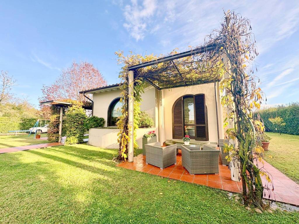 Villa a San miniato in Via Dalmazia, 159 - Foto 2