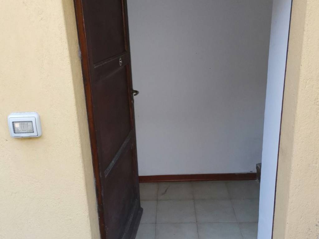 Appartamento a Gavirate in Vicolo Giuseppe Ferrari - Foto 3