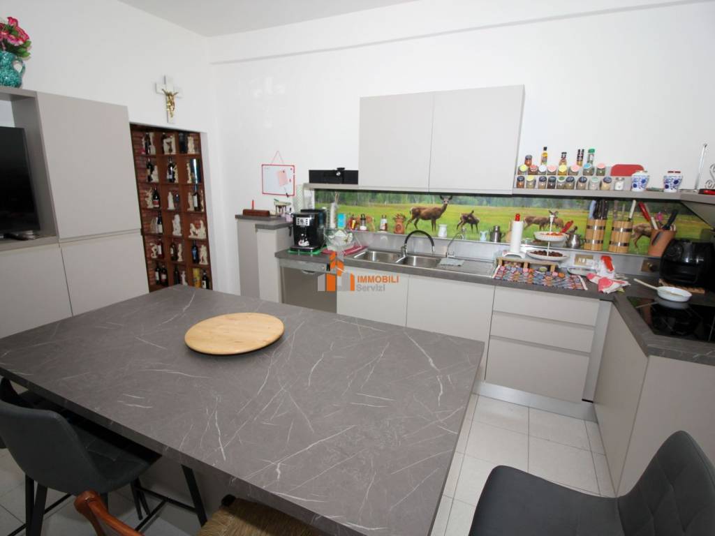 Appartamento a Prato in Via Garigliano - Foto 2