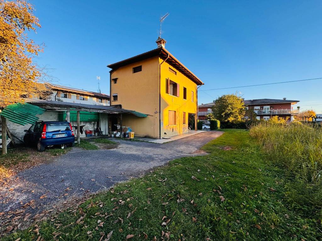 Villa a Fagagna in Via Napoleone Pellis, 17 - Foto 2