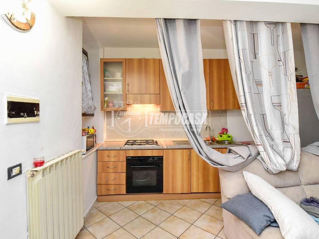 Appartamento a Cantù in Via Montello - Foto 2