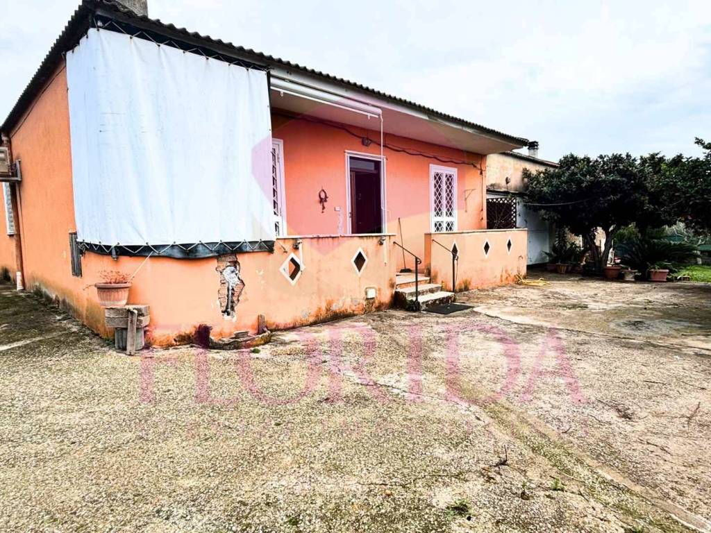 Villa a Aprilia in Via Valtellina - Foto 5
