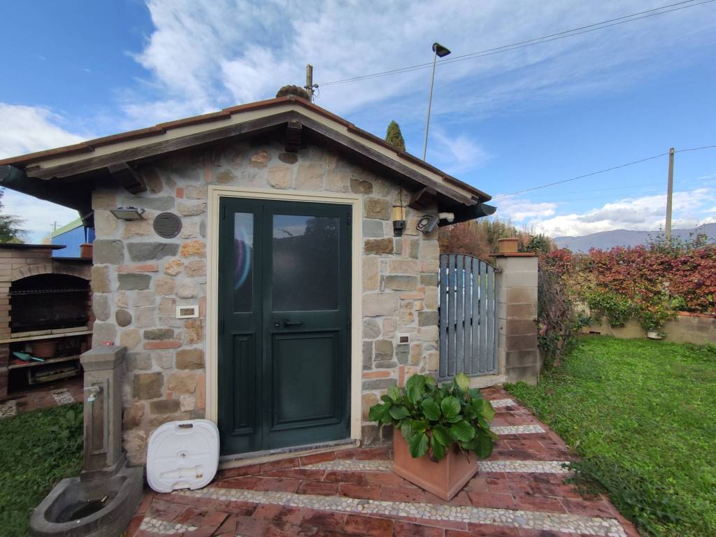 Villa a Porcari in Via Pacconi, 88 - Foto 2