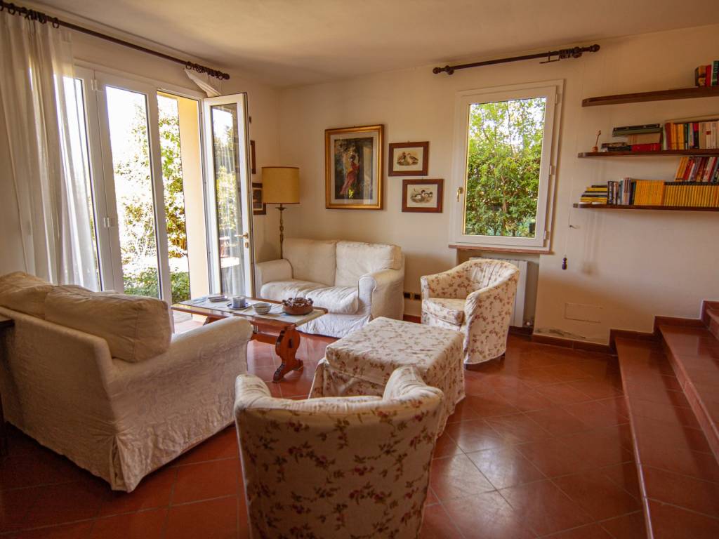 Casa indipendente a Magione in STRADA DELLA ROCCA - Foto 4