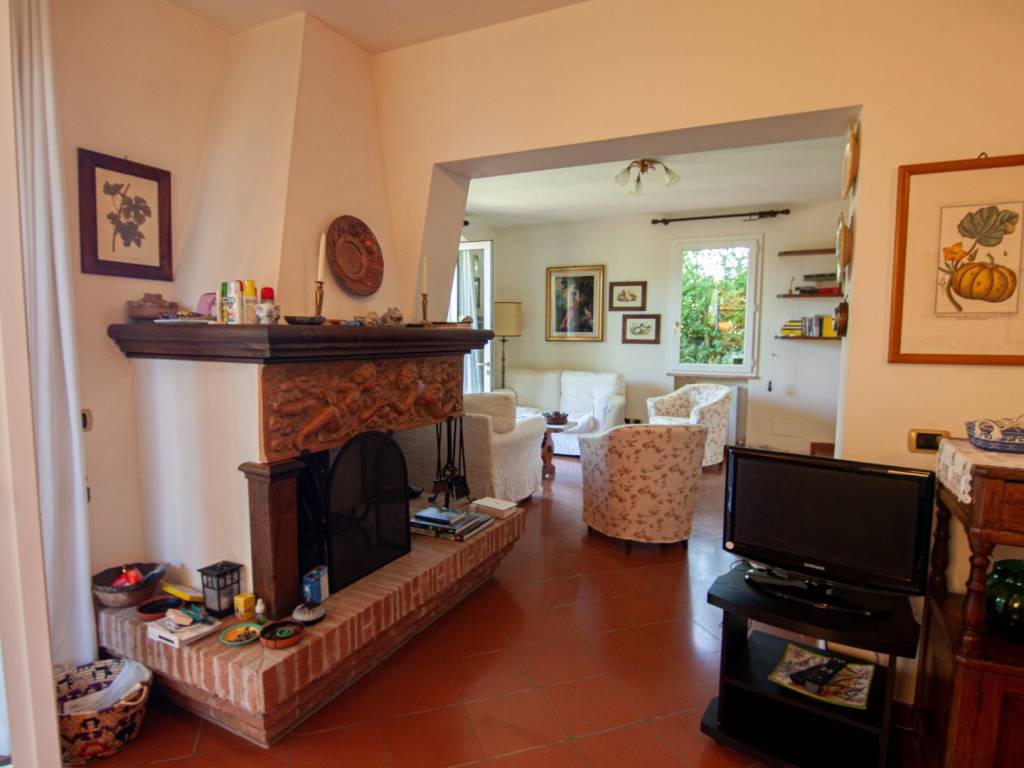 Casa indipendente a Magione in STRADA DELLA ROCCA - Foto 5