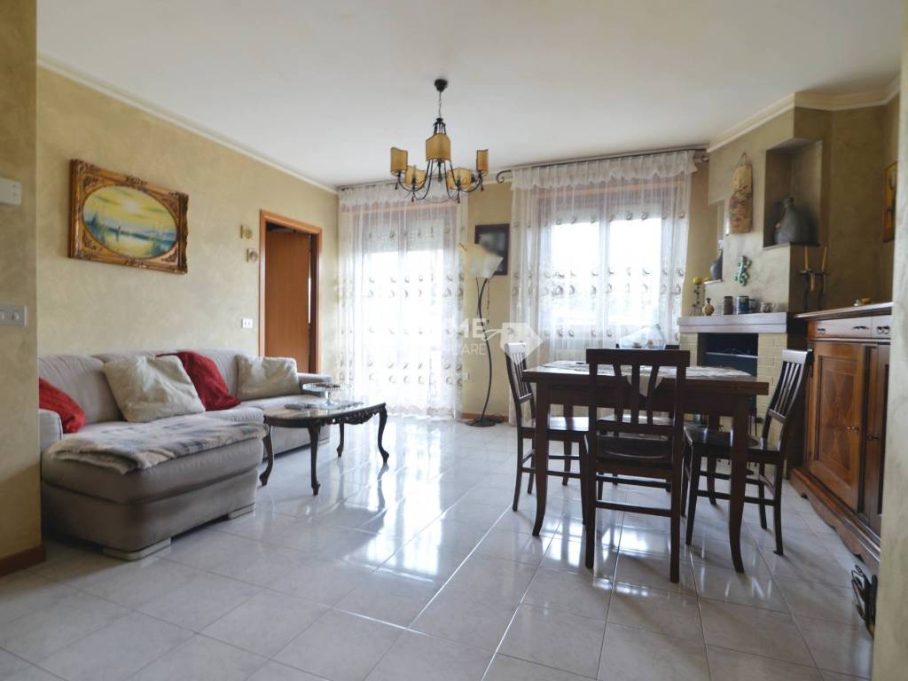 Appartamento a Treia in Via Bartolomeo Vignati - Foto 2