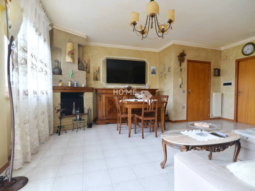 Appartamento a Treia in Via Bartolomeo Vignati - Foto 3