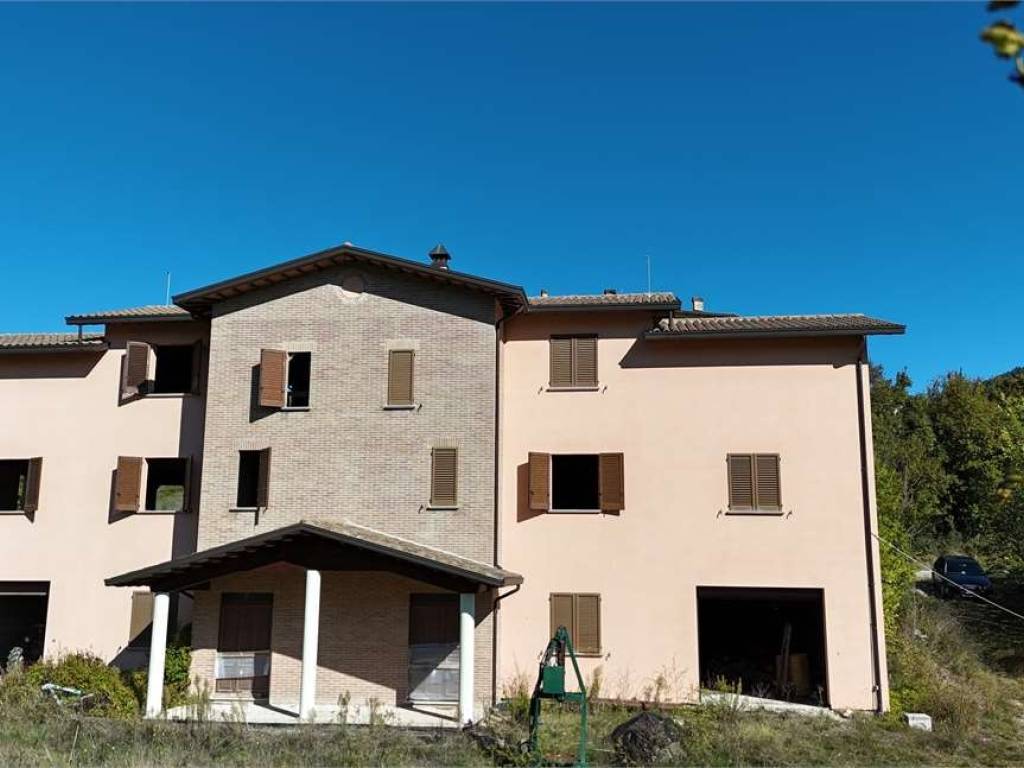 Villa a Nocera umbra in Strada Septempedana, 6 - Foto 2