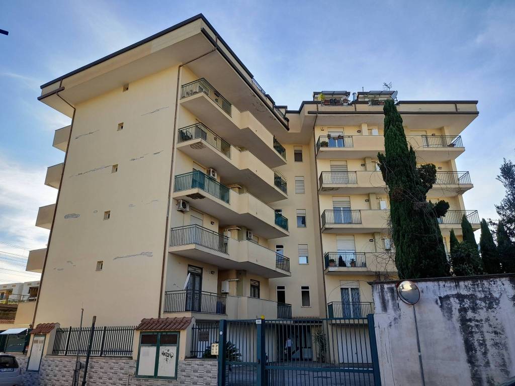 Box / garage a Santa maria capua vetere in Via Errico Fardella, 66 - Foto 2