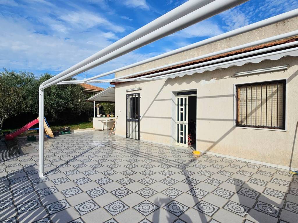 Villa a Modica in Via Selene, 27 - Foto 2