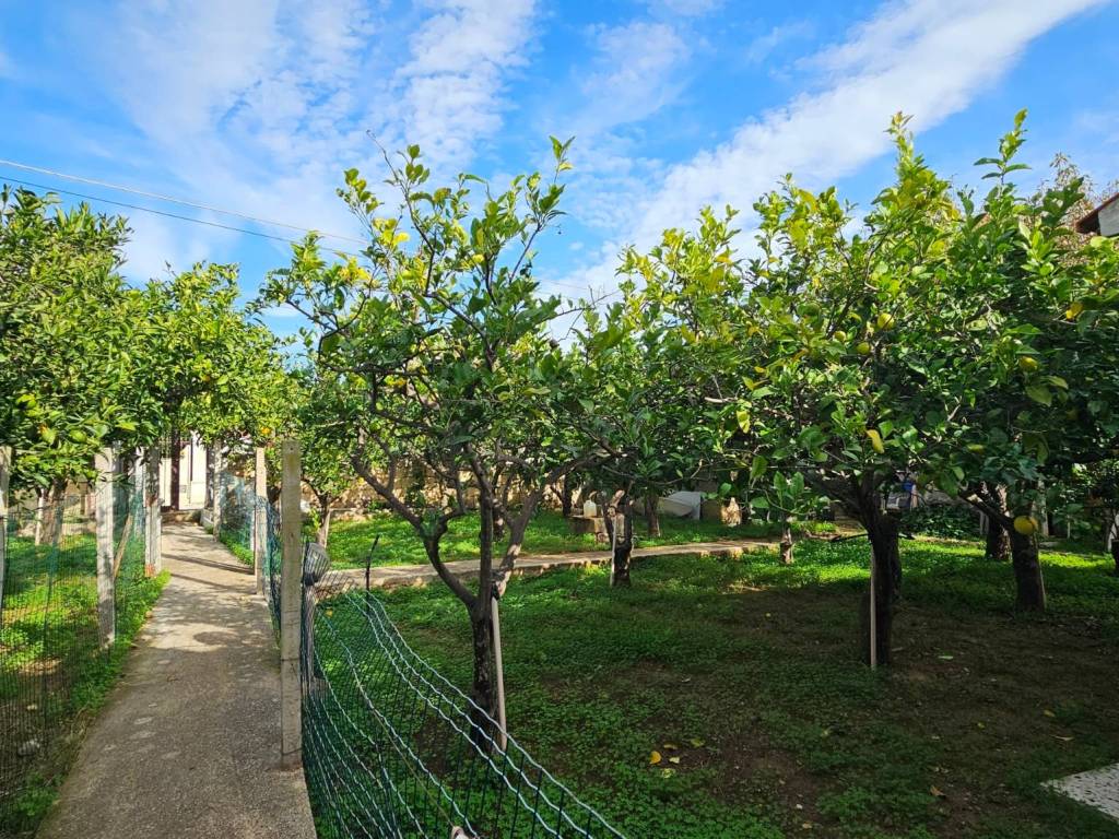 Villa a Modica in Via Selene, 27 - Foto 3