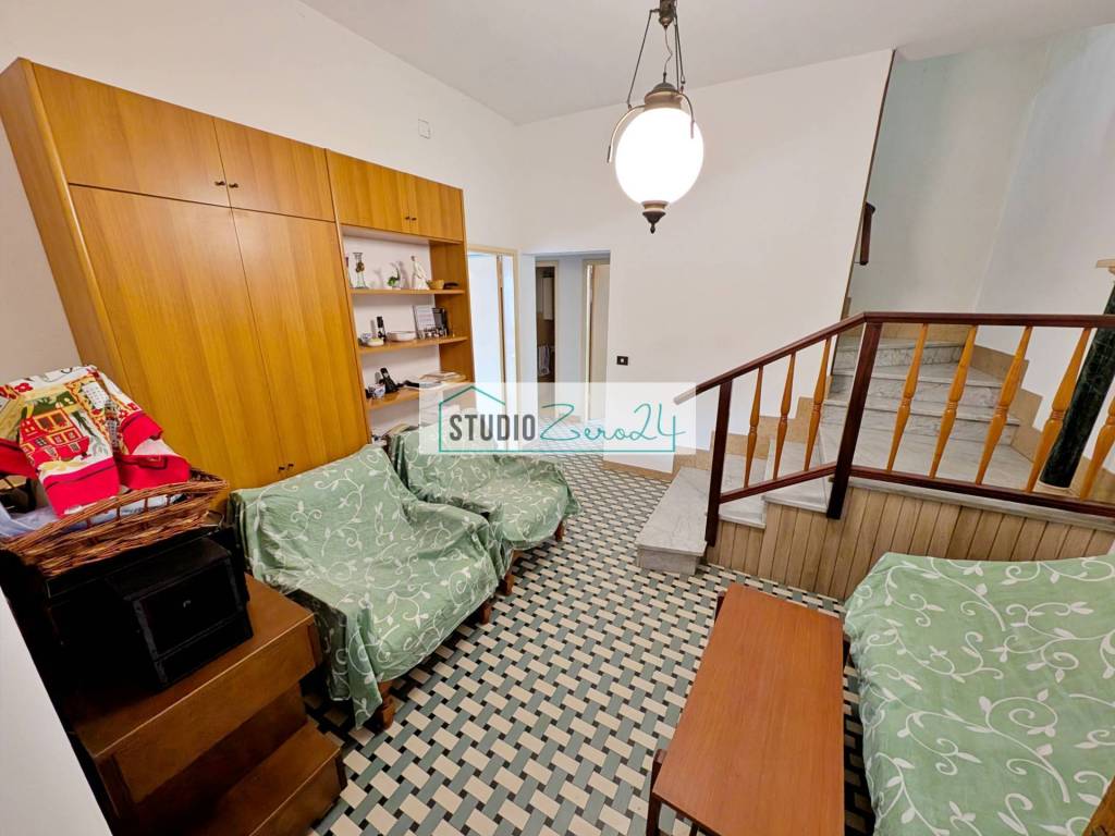 Villa a Seravezza in Via della Rinascita - Foto 4