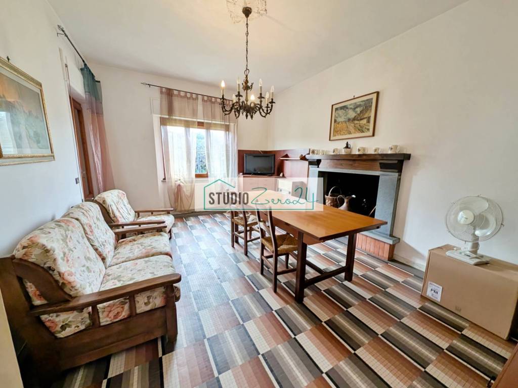 Villa a Seravezza in Via della Rinascita - Foto 5