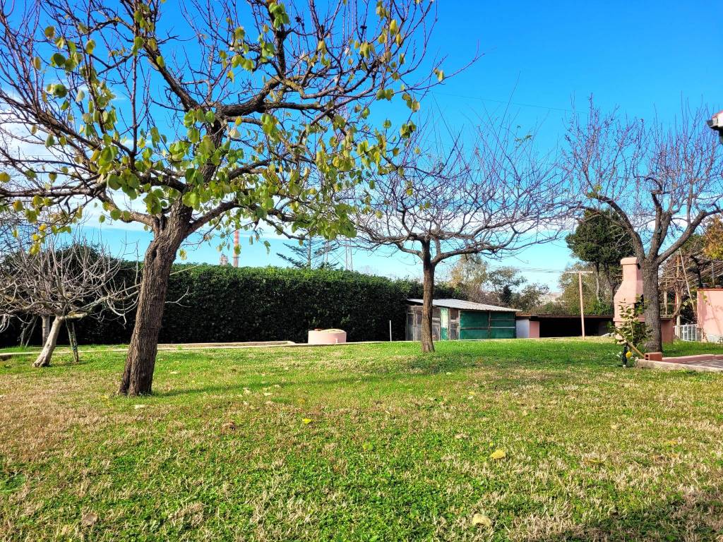 Villa a Livorno in Via Aiaccia - Foto 4