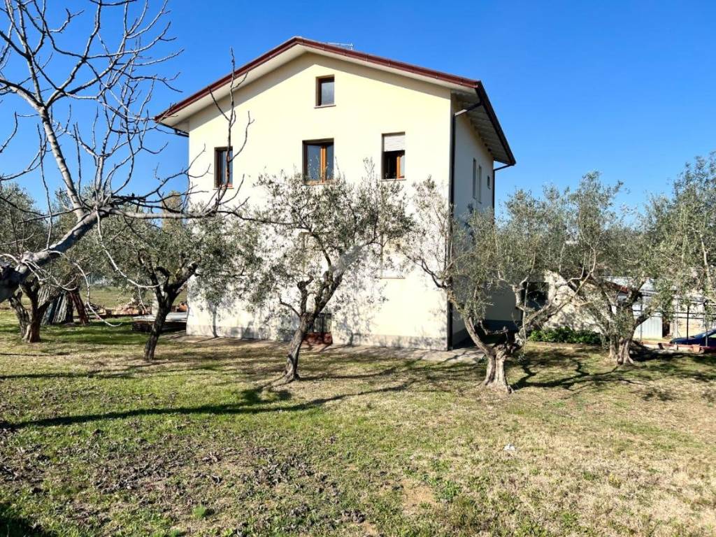 Villa a Rimini in Via Rodella, 1 - Foto 3