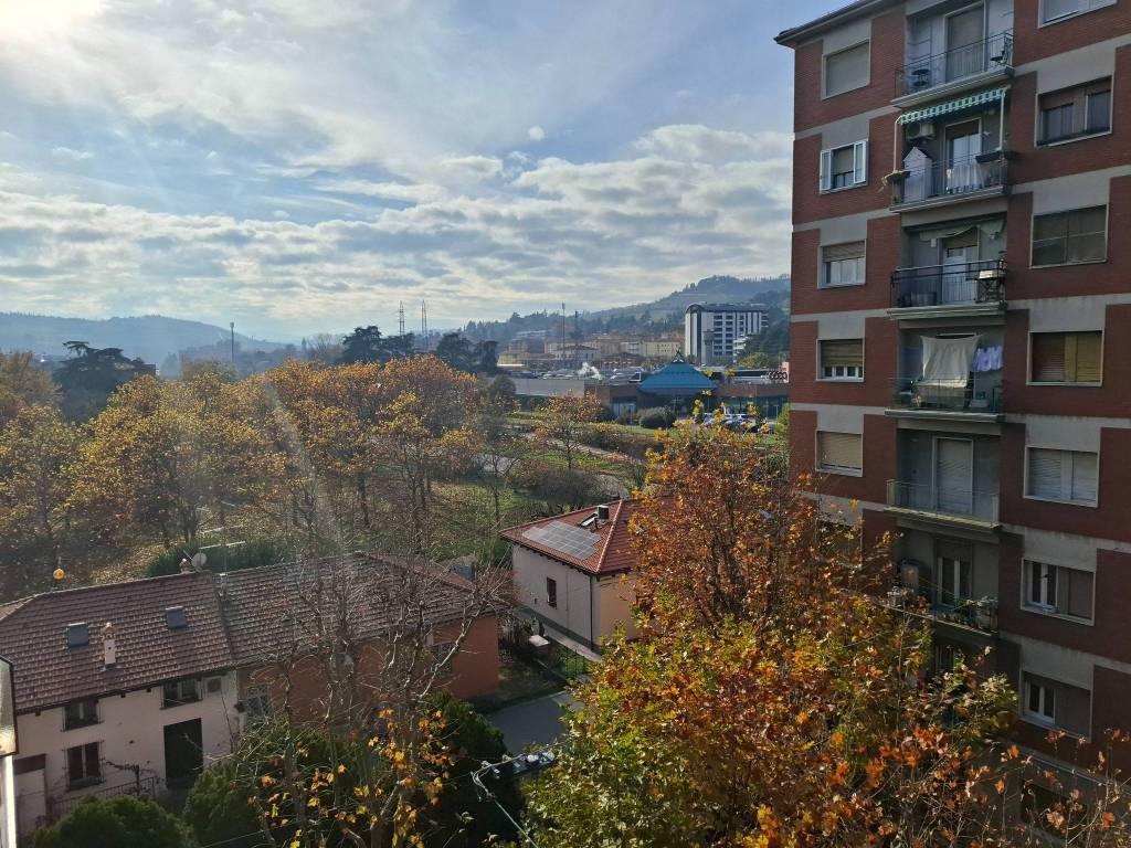 Appartamento a Bologna in Via Cardinale Gil De Albornoz - Foto 4