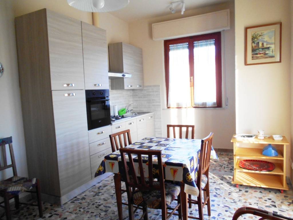 Appartamento a Cecina in Via Sebastiano Caboto - Foto 3