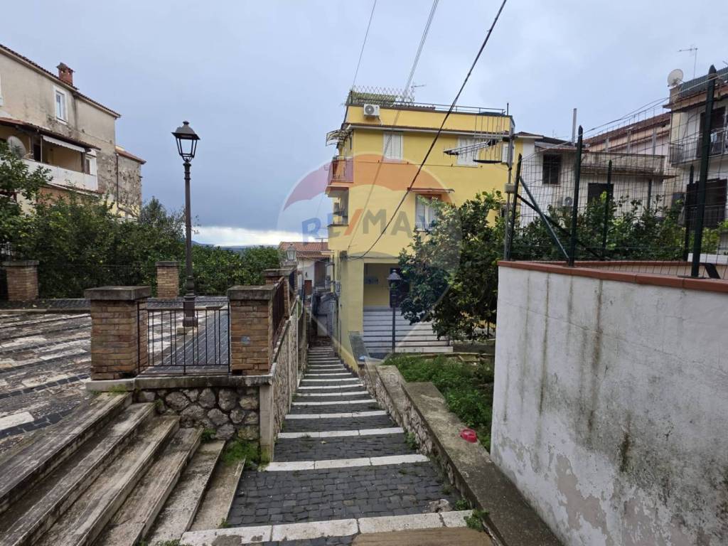 Appartamento a Minturno in vico vescia, 8 - Foto 3