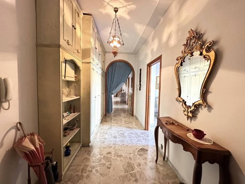 Appartamento a Canosa di puglia in Vicolo della Vittoria, 2 - Foto 2
