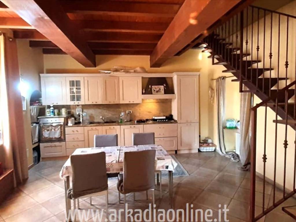 Villa a Fiorenzuola d'arda - Foto 2