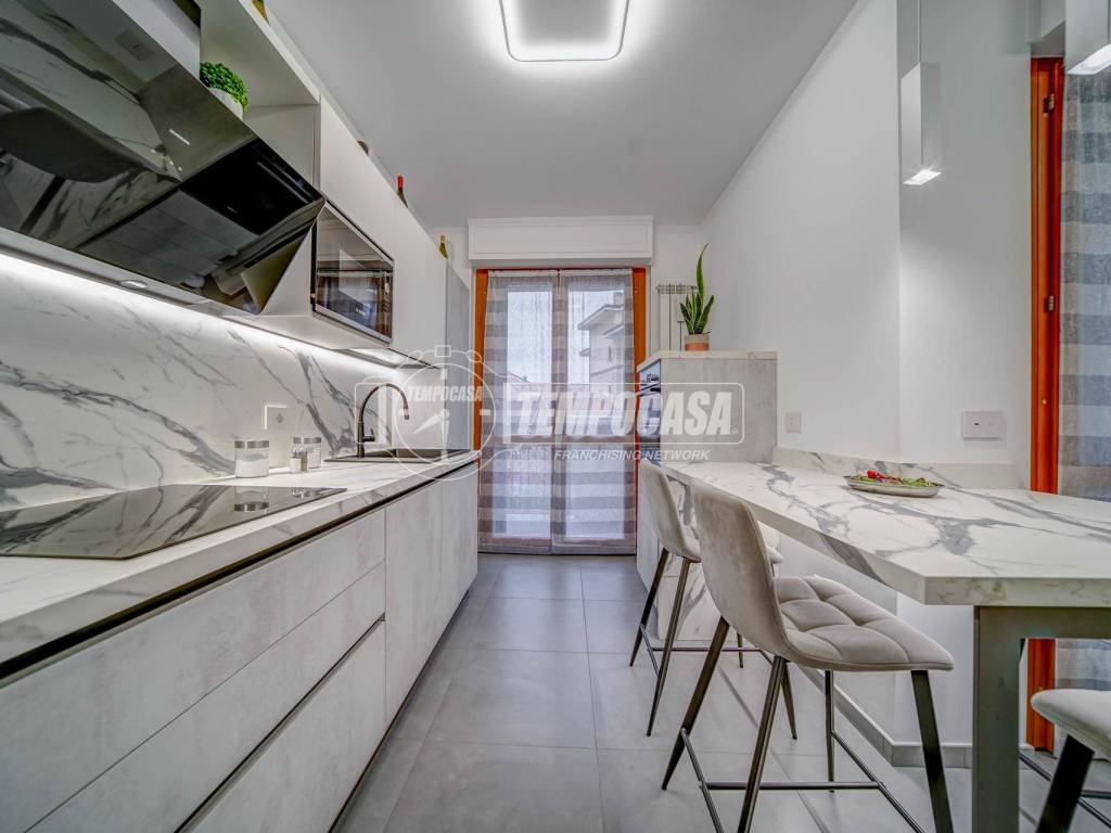 Appartamento a Cardano al campo in Via Primo Levi 6 - Foto 4