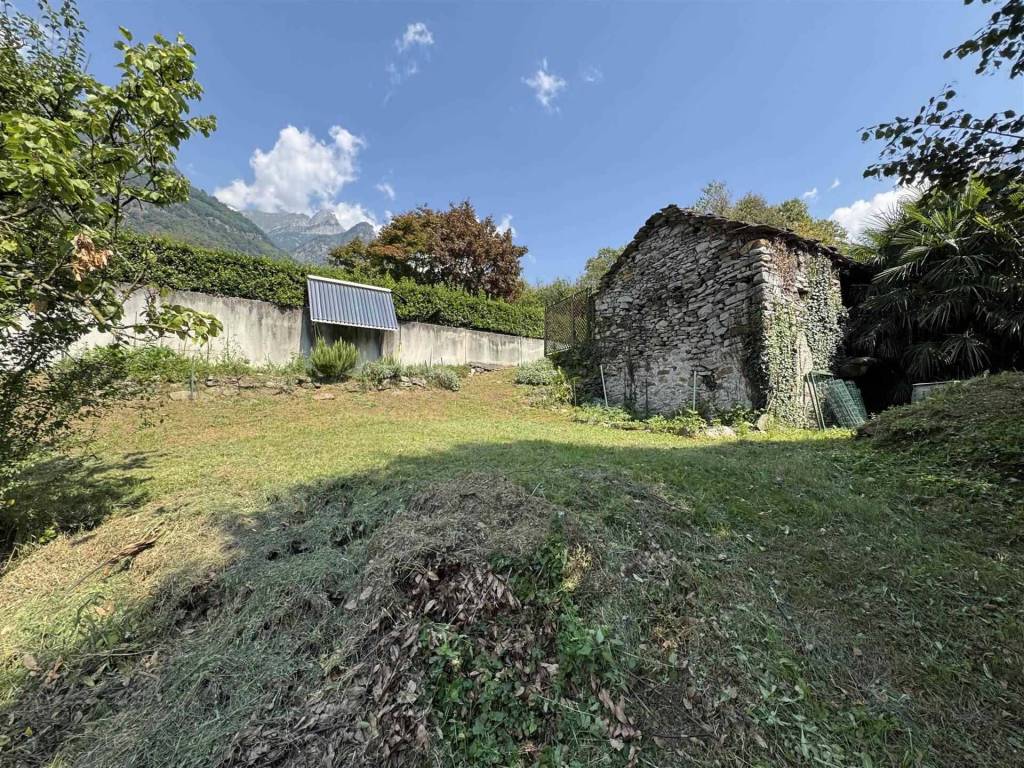 Terreno a Piuro in Strada comunale dei Giuppedi - Foto 2