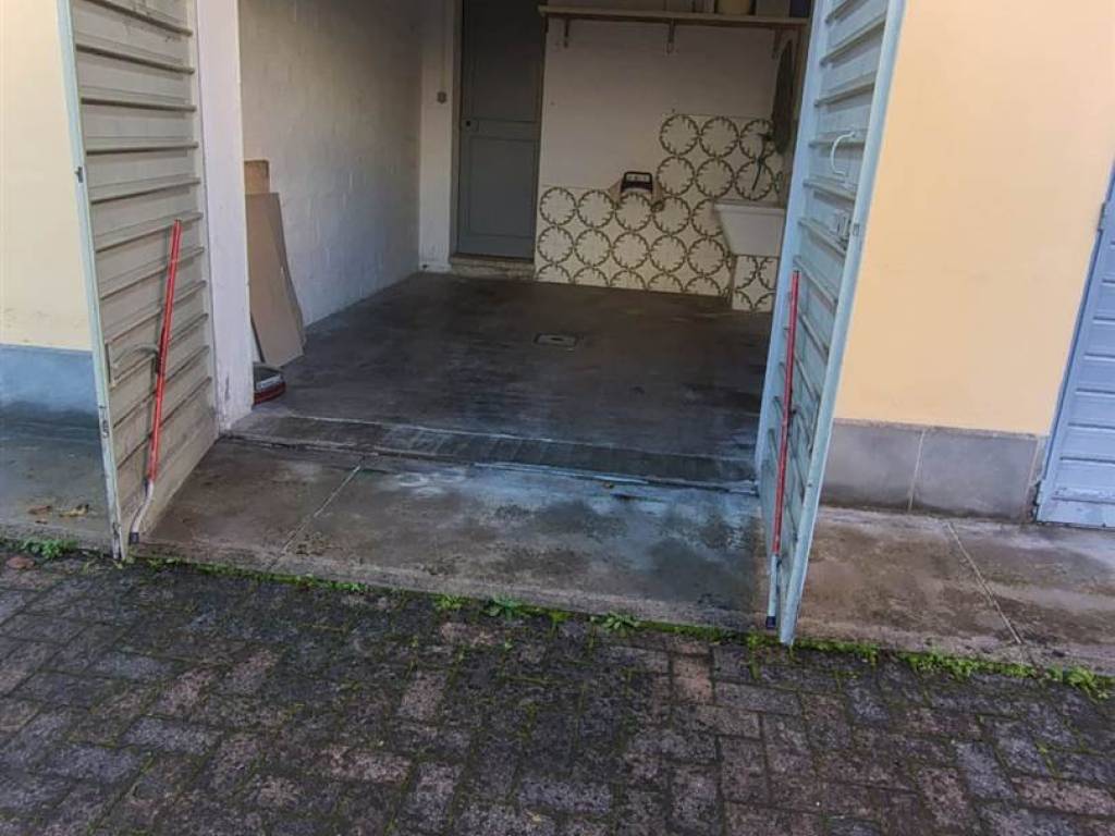 Box / garage a San lazzaro di savena in Via della Repubblica, 21 - Foto 2