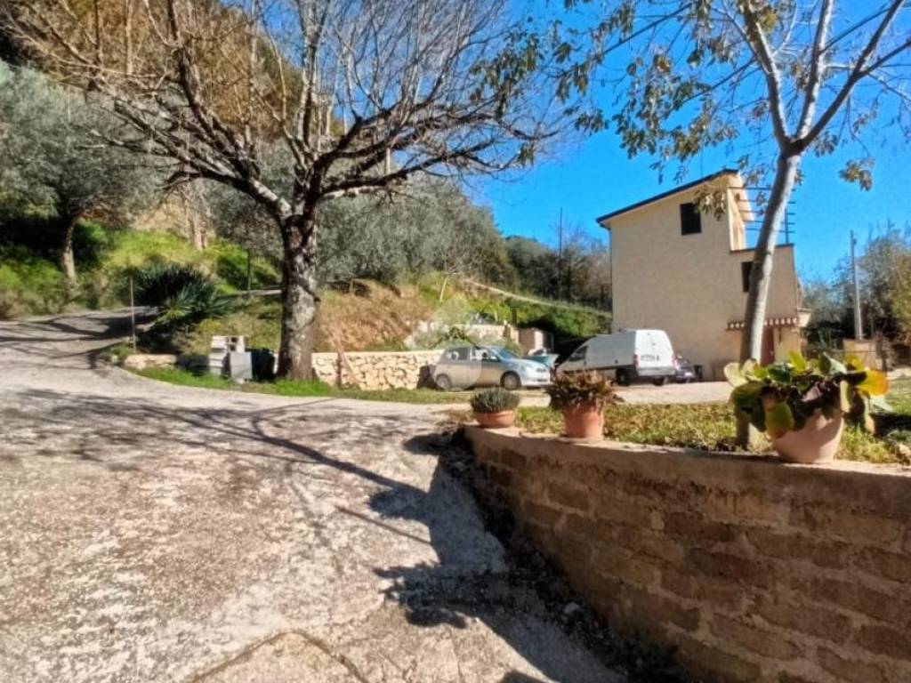 Villa a Bellegra in Contrada Vaccarecce, 95 - Foto 2