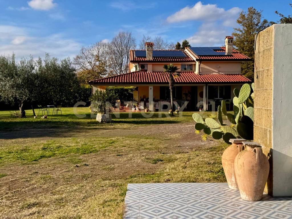 Villa a Trevignano romano in Via Fonte della Tartaruga, 2 - Foto 4