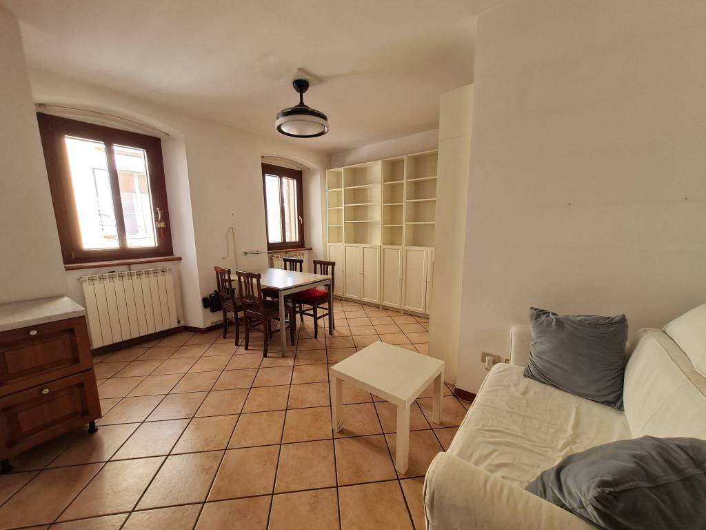 Appartamento a Trieste in Via Felice Venezian, 22 - Foto 2