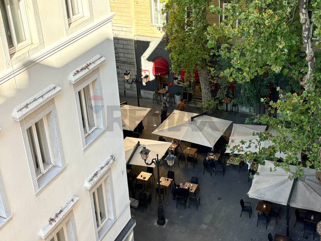 Appartamento a Trieste in VIA DEL TORO, 2 - Foto 2