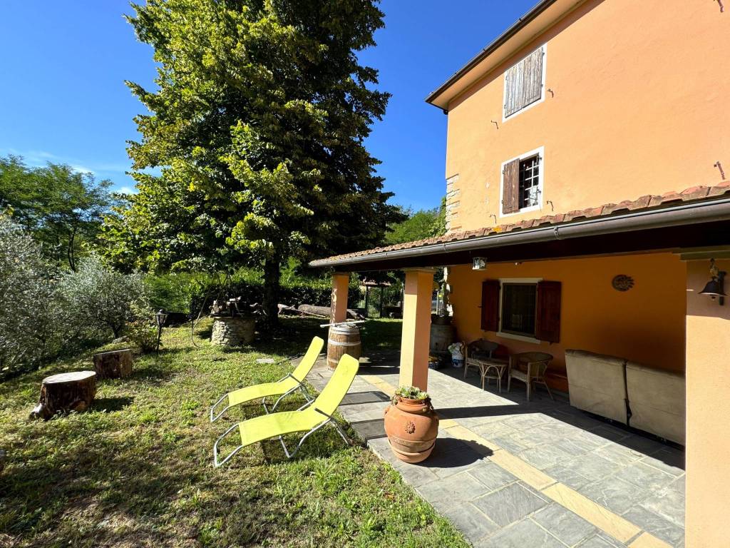Villa a Cantagallo in Strada Vicinale di Gavigno - Foto 2