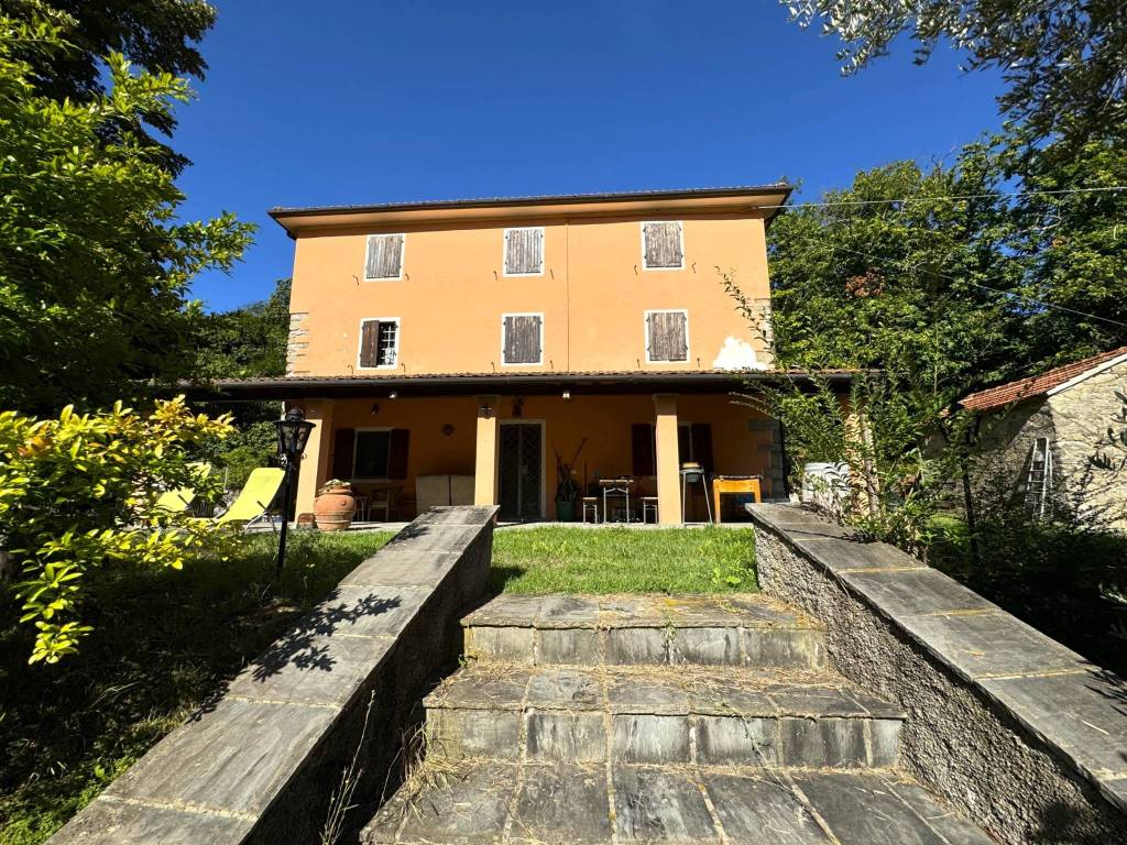 Villa a Cantagallo in Strada Vicinale di Gavigno - Foto 5