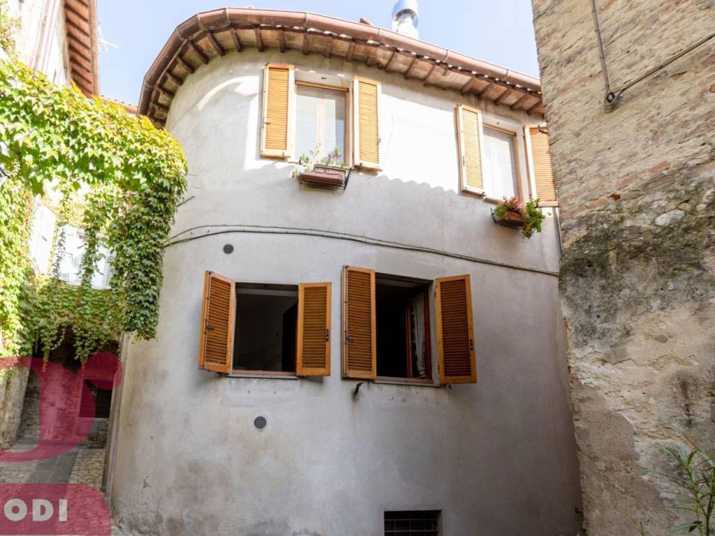 Appartamento a Todi in Via Delle Mura Antiche , 1 - Foto 2