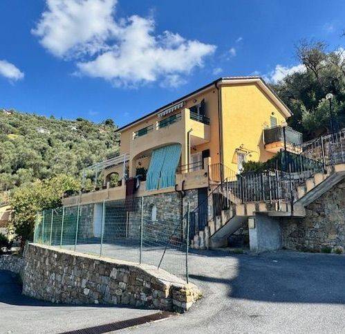 Appartamento a Dolcedo in Via Delle Ginestre - Foto 2