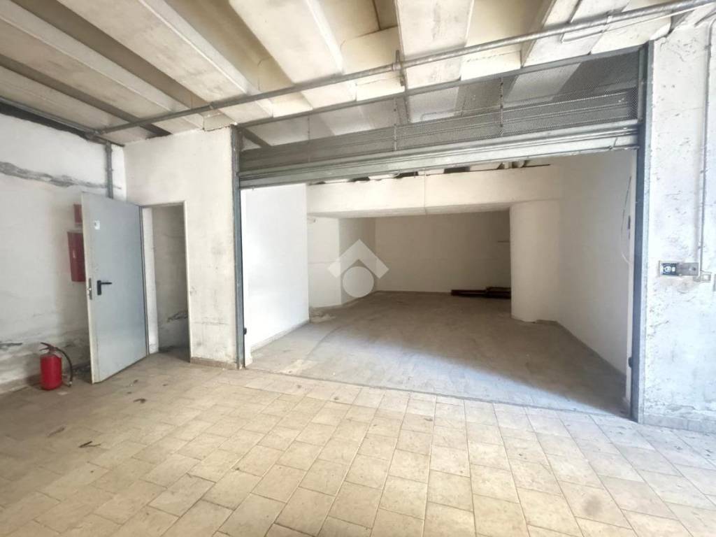 Box / garage a Gragnano in Via Roma, 85 - Foto 4