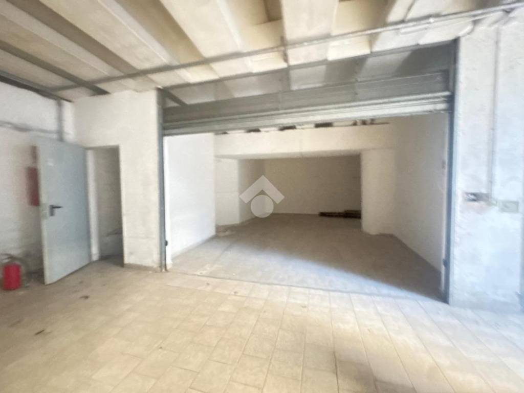 Box / garage a Gragnano in Via Roma, 85 - Foto 5