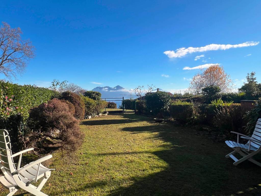 Appartamento a Baveno in Via degli Alpini, 18 - Foto 2