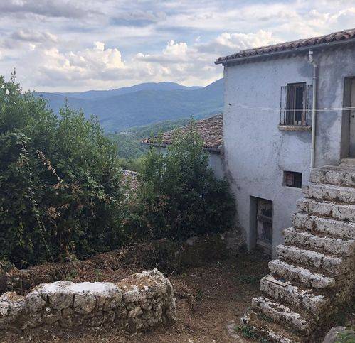 Rustico / casale a Rocchetta a volturno in Via Acquanascosa - Foto 2